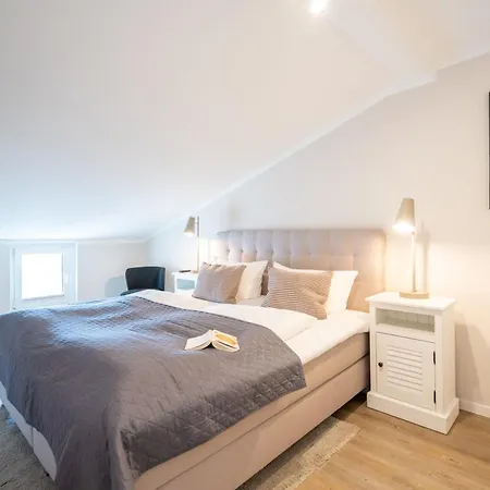Apartment Albertine App 11 *